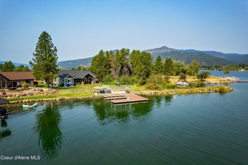 179 Waterfront Dr, Sagle, ID, 83860-9330 | Card Image