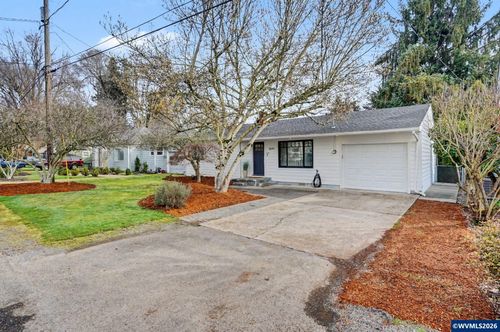 4644 Harcourt Ave Ne, Keizer, OR, 97303-3829 | Card Image