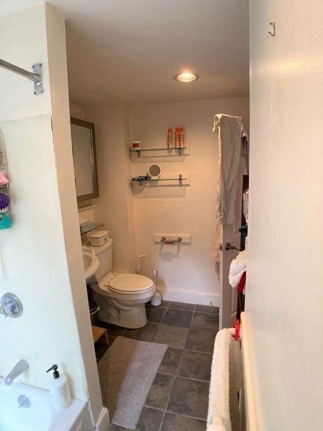 APT-4 - 18 S Russell St, Condo with 2 bedrooms, 1 bathrooms and null parking in Boston MA | Image 11