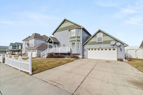 713 Golden Hills Dr, Cheney, WA, 99004-8651 | Card Image