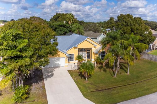 3502 Se Hyde Cir, Port St. Lucie, FL, 34984-6432 | Card Image