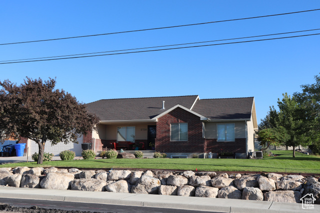 1000 , Tremonton, UT 84337