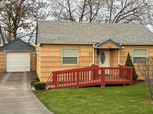 722 Sw 28th St, Pendleton, OR, 97801 | Card Image