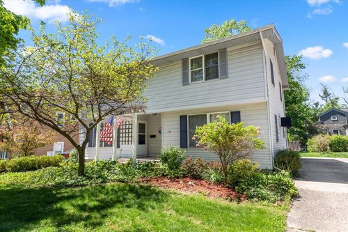 334 1st St, Northville, MI, 48167-1511 | Card Image