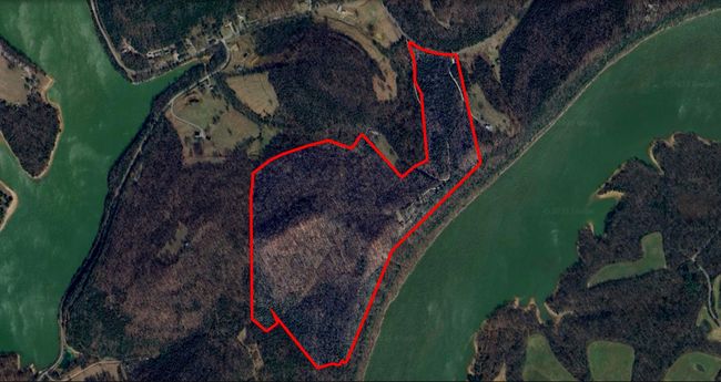 There is 563 ft of road frontage on Lakeside Drive, and 3580 ft of bluff frontage with several wonderful view points over the 117.75 acres. | Image 60