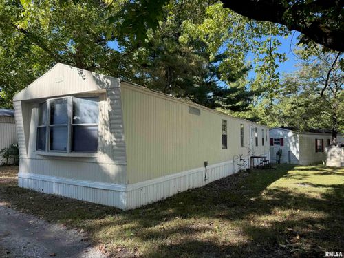 73 Grassy Meadow Ln, Carbondale, IL, 62902-7490 | Card Image
