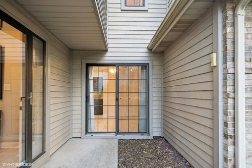 199 Springdale Ln, Bloomingdale, IL, 60108-3026 | Card Image