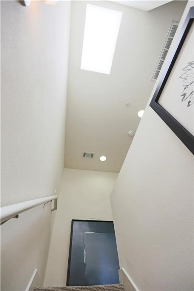 APT-151 - 711 W 32 Nd St, Condo with 2 bedrooms, 2 bathrooms and 2 parking in Austin TX | Image 9