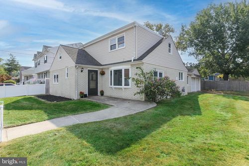 516 W Brooke Ave, MAGNOLIA, NJ, 08049-1106 | Card Image