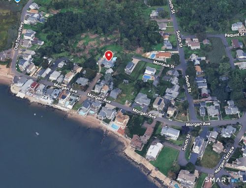 12 Smith St, East Haven, CT, 06512-4533 | Card Image