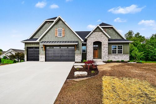 7814 Woodhurst Dr Ne, Rockford, MI, 49341-9859 | Card Image