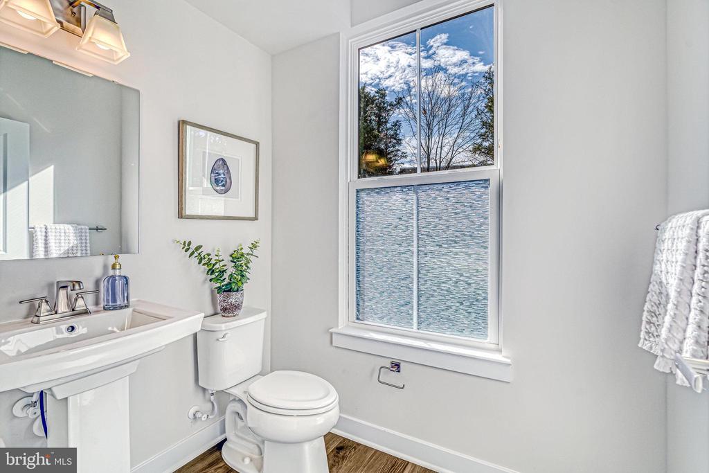 Residential Lease in HERNDON