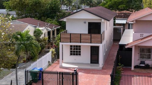 370 Flagami Blvd, Miami, FL, 33144-2660 | Card Image