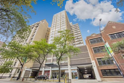 1607-3110 N Sheridan Road, Chicago, IL, 60657 | Card Image