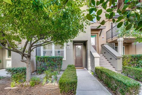 55-589 San Remi Ter, Sunnyvale, CA, 94085-3928 | Card Image