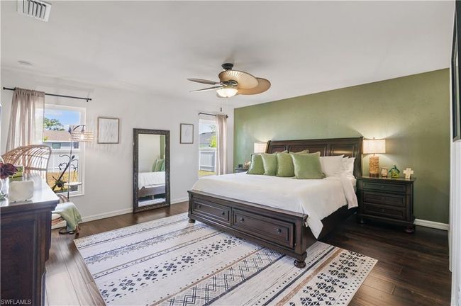 420 Se 13 Th Ct, House other with 4 bedrooms, 3 bathrooms and 2 parking in Cape Coral FL | Image 9