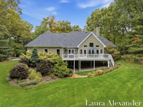 6544 Egypt Ridge Rd Ne, Rockford, MI, 49341-8633 | Card Image