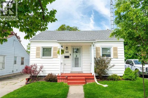 399 Mitton St S, Sarnia, ON, N7T3E8 | Card Image