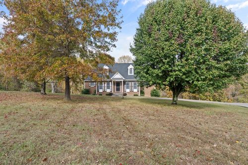 1719 Wynnewood Dr, Chapmansboro, TN, 37035-9054 | Card Image