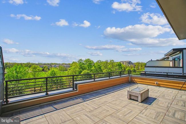 20440 Northpark Dr, Townhouse with 4 bedrooms, 6 bathrooms and null parking in ASHBURN VA | Image 60