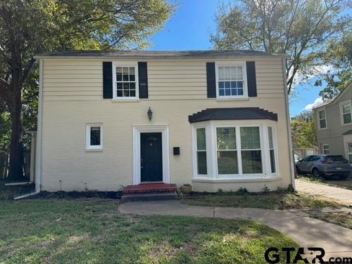 2002 S Robertson Ave, Tyler, TX, 75701-4127 | Card Image