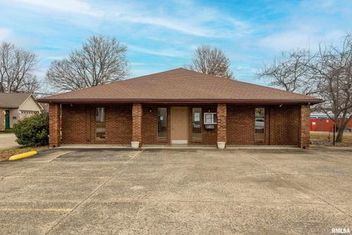 808 W Prairie St, Marion, IL, 62959-2069 | Card Image