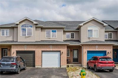 100 Mussen St, Townhouse with 3 bedrooms, 2 bathrooms and 2 parking in Guelph ON | Image 1