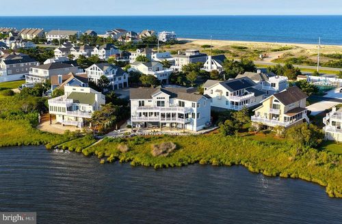 40081 Oceanside Dr, Fenwick Island, DE, 19944-4121 | Card Image