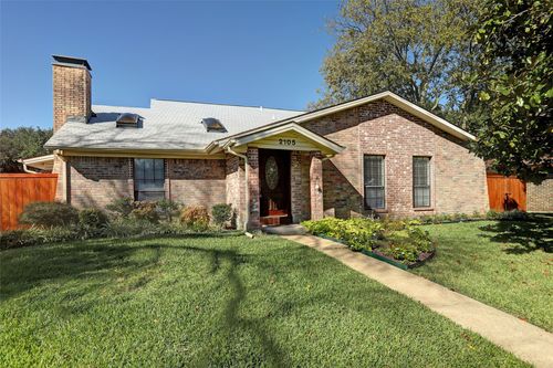 2105 Wheaton Dr, Richardson, TX, 75081-2655 | Card Image