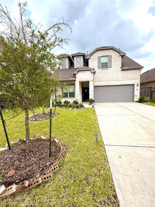 15826 Dove Hollow Dr, Conroe, TX, 77302-2320 | Card Image