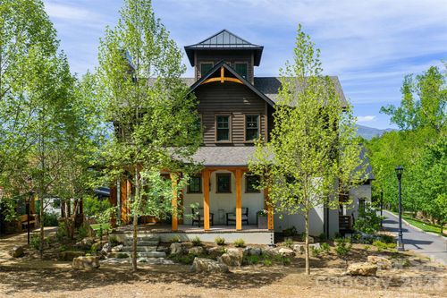 25 Rantis Ln, Black Mountain, NC, 28711-0318 | Card Image