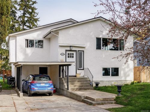 1604 San Juan Ave, Saanich, BC, V8N2L6 | Card Image