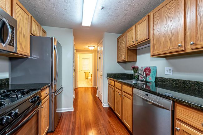 APT-4B - 5 Crosswoods Path Blvd, Condo with 2 bedrooms, 1 bathrooms and null parking in Merrimack NH | Image 6
