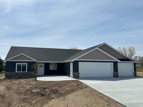 129 Highland Blvd Ne, Melrose, MN, 56352 | Card Image