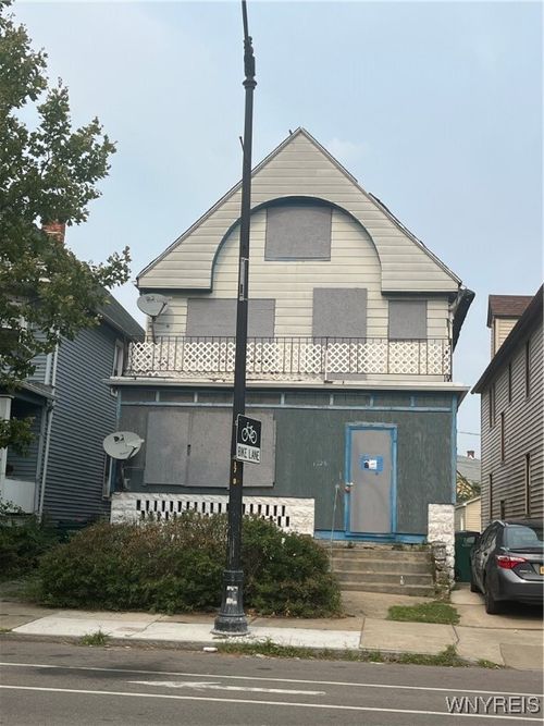1726 S Park Ave, Buffalo, NY, 14220-1441 | Card Image