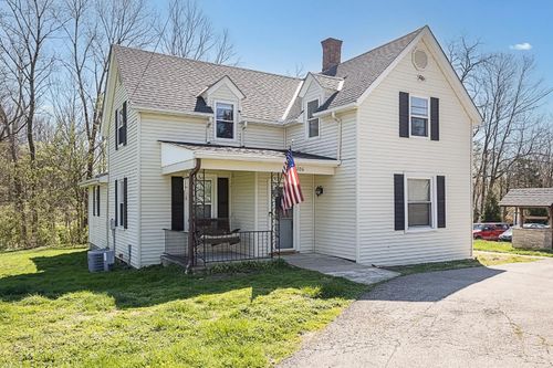 9206 E Kemper Rd, Symmes Twp, OH, 45140-7400 | Card Image