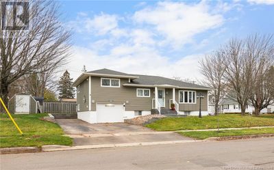 141 Chapman St, House other with 4 bedrooms, 2 bathrooms and null parking in Moncton NB | Image 1