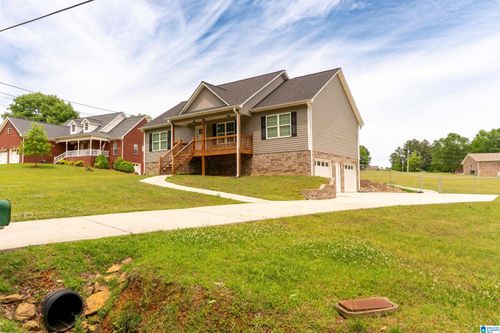 3801 Humber Rd, DORA, AL, 35062-2013 | Card Image
