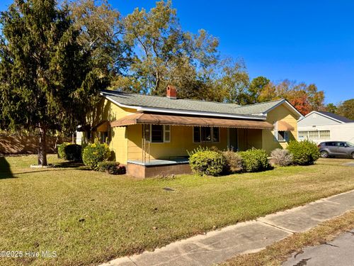 102 E Main St, Hamilton, NC, 27840-7726 | Card Image