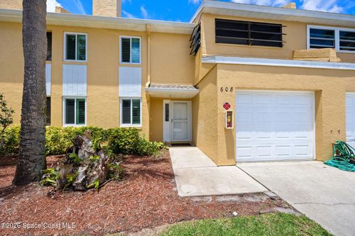 608 Cedar Side Cir Ne, Palm Bay, FL, 32905-5021 | Card Image