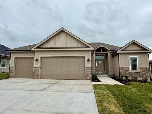 504 Martin Rd, Kansas City, MO, 64164 | Card Image