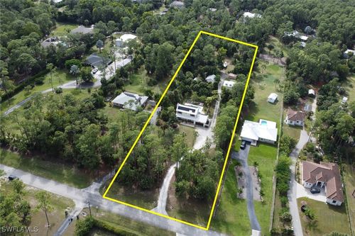 5092 Boxwood Way, Naples, FL, 34116-3932 | Card Image
