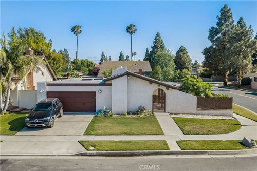 1099 Salinas Ave, Costa Mesa, CA, 92626-1612 | Card Image