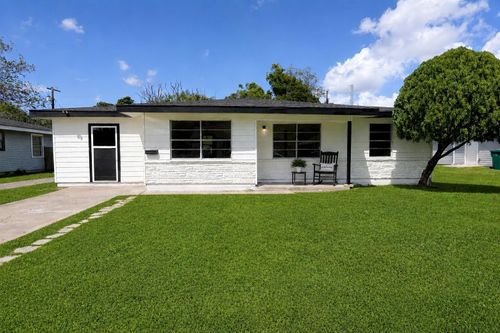 404 Elaine St, La Marque, TX, 77568-4474 | Card Image