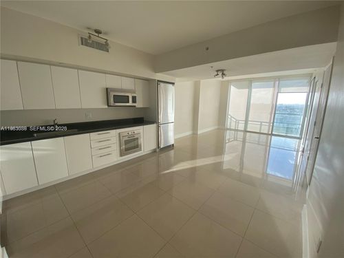 apt-1509-92 Sw 3rd St, Miami, FL, 33130-3077 | Card Image