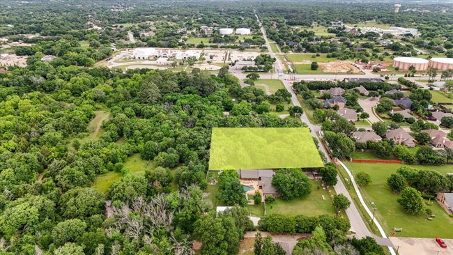Aerial perspective of suburban area | Image 8