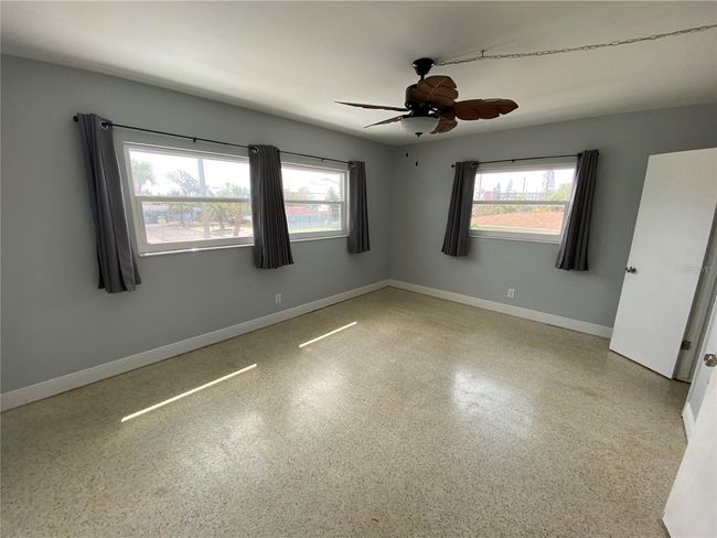 APT-6 - 6000 2 Nd St E, Condo with 2 bedrooms, 2 bathrooms and null parking in ST PETE BEACH FL | Image 10