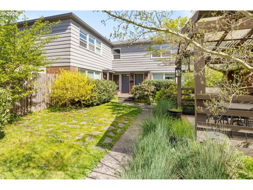6-611 Ne Church St, Portland, OR, 97211-3254 | Card Image