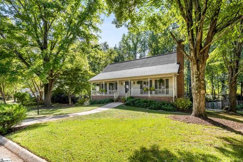 232 Hardwood Rd, Greenville, SC, 29607-6016 | Card Image