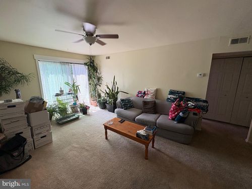 a21-5200 Hilltop Dr, BROOKHAVEN, PA, 19015-1229 | Card Image